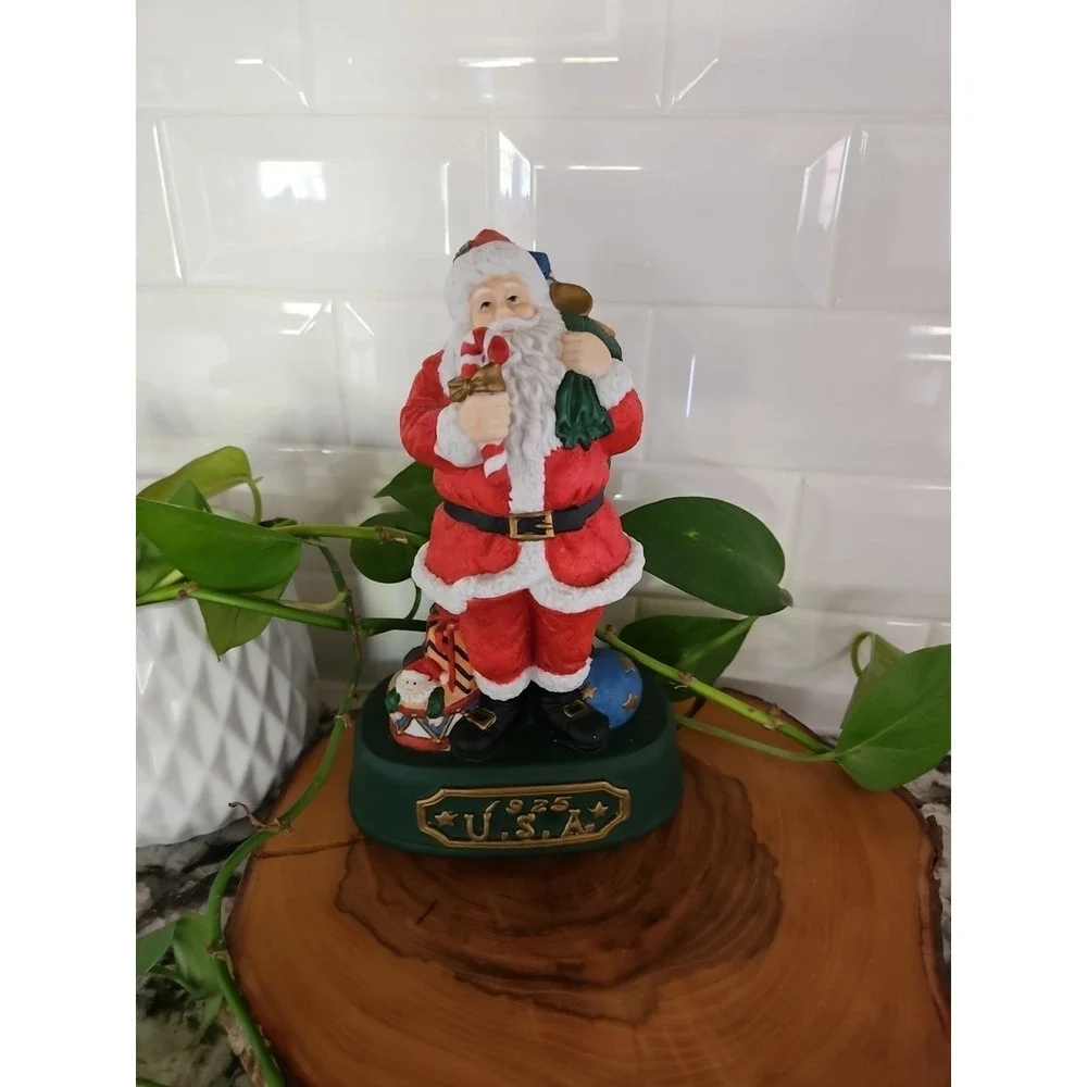 Grandeur Noel Hand-Painted Porcelain‎ Santa Of The World 1925 USA With Box 🇺🇸